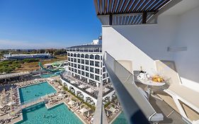 Side Moon Palace Hotel